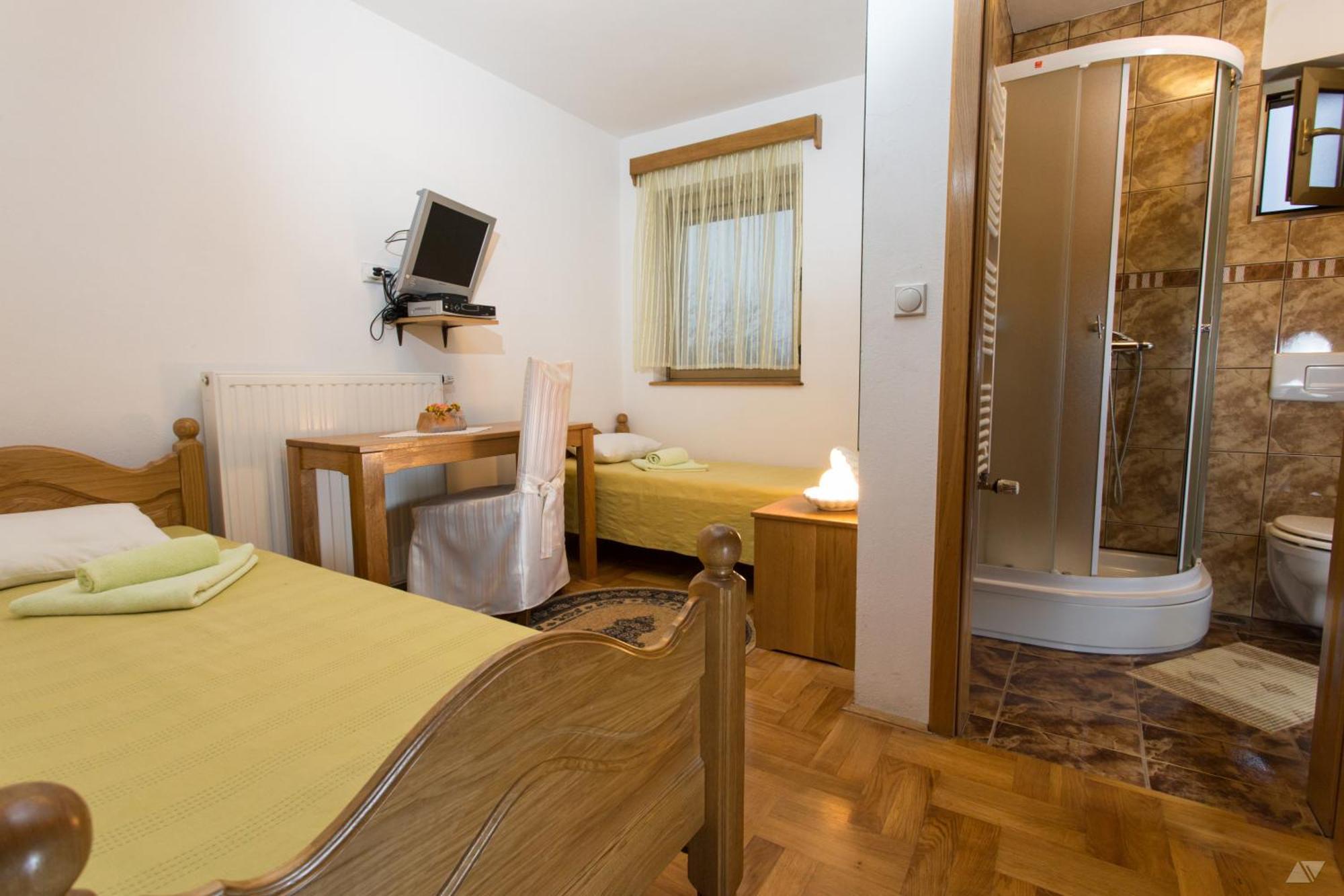 Bed and Breakfast Kod Ribica Jasenovac Exterior foto