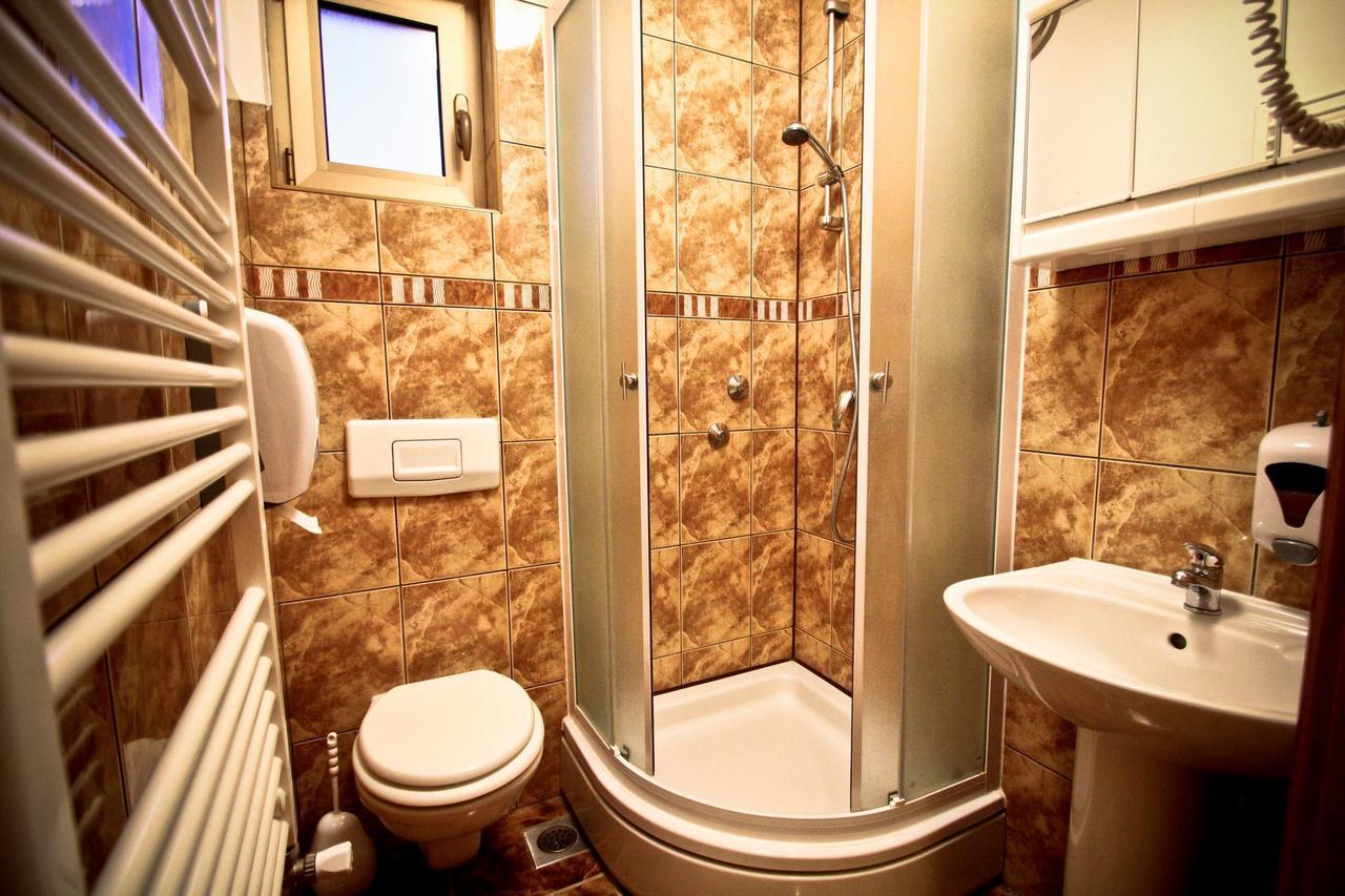 Bed and Breakfast Kod Ribica Jasenovac Exterior foto