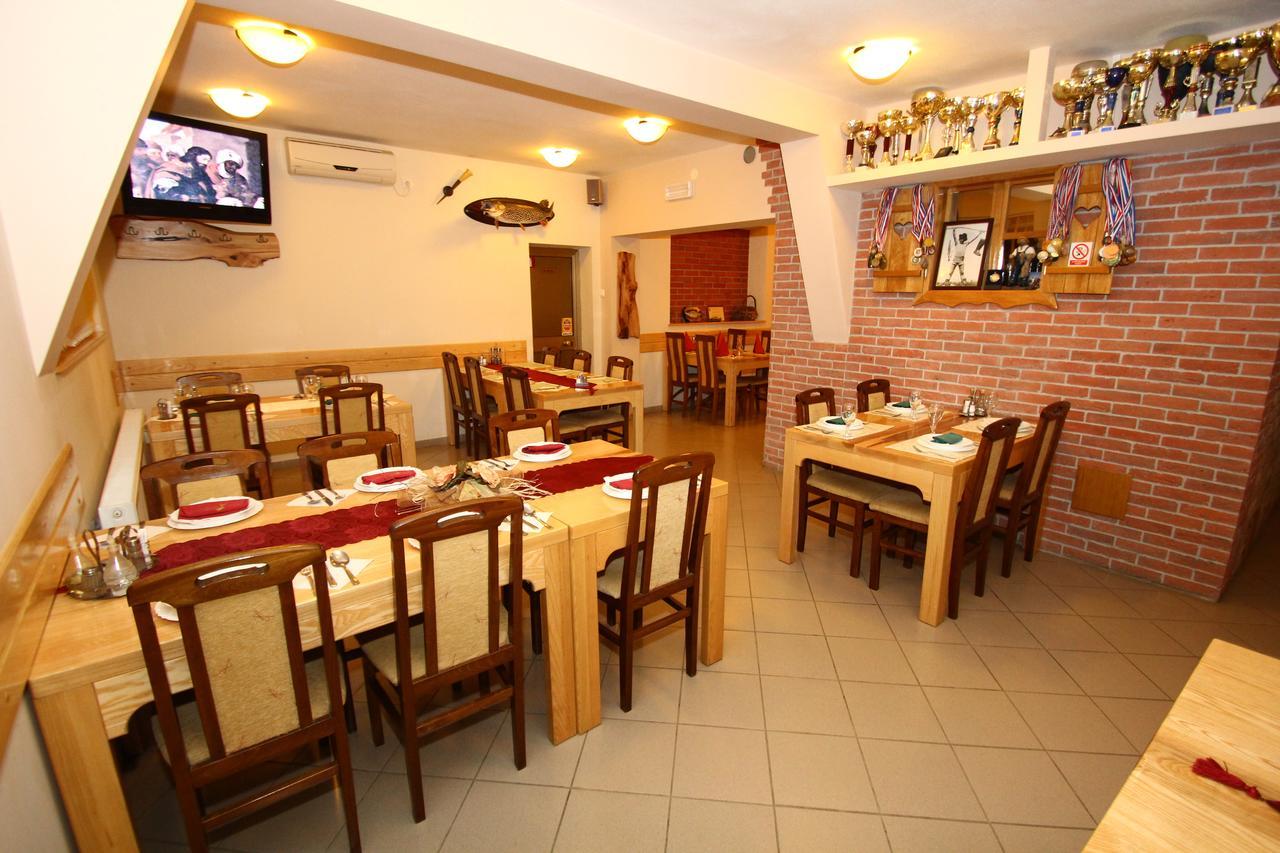 Bed and Breakfast Kod Ribica Jasenovac Exterior foto