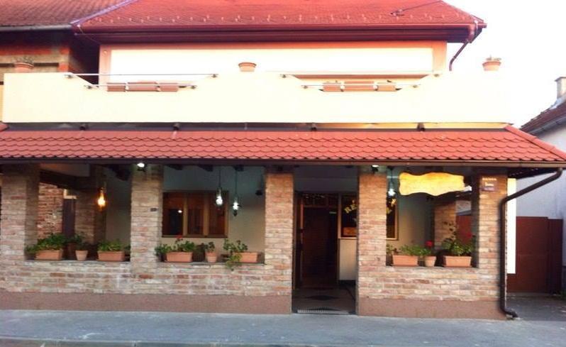 Bed and Breakfast Kod Ribica Jasenovac Exterior foto